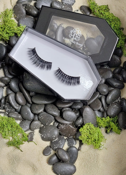 1 pair of high-quality hand-crafted 3D faux mink dramatic long-length extra full wispy flared strip lashes